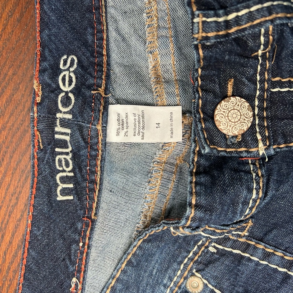 Maurices Dark Wash Denim Cuffed Shorts Women’s Size 14 Stretch Jean Shorts - Picture 5 of 6